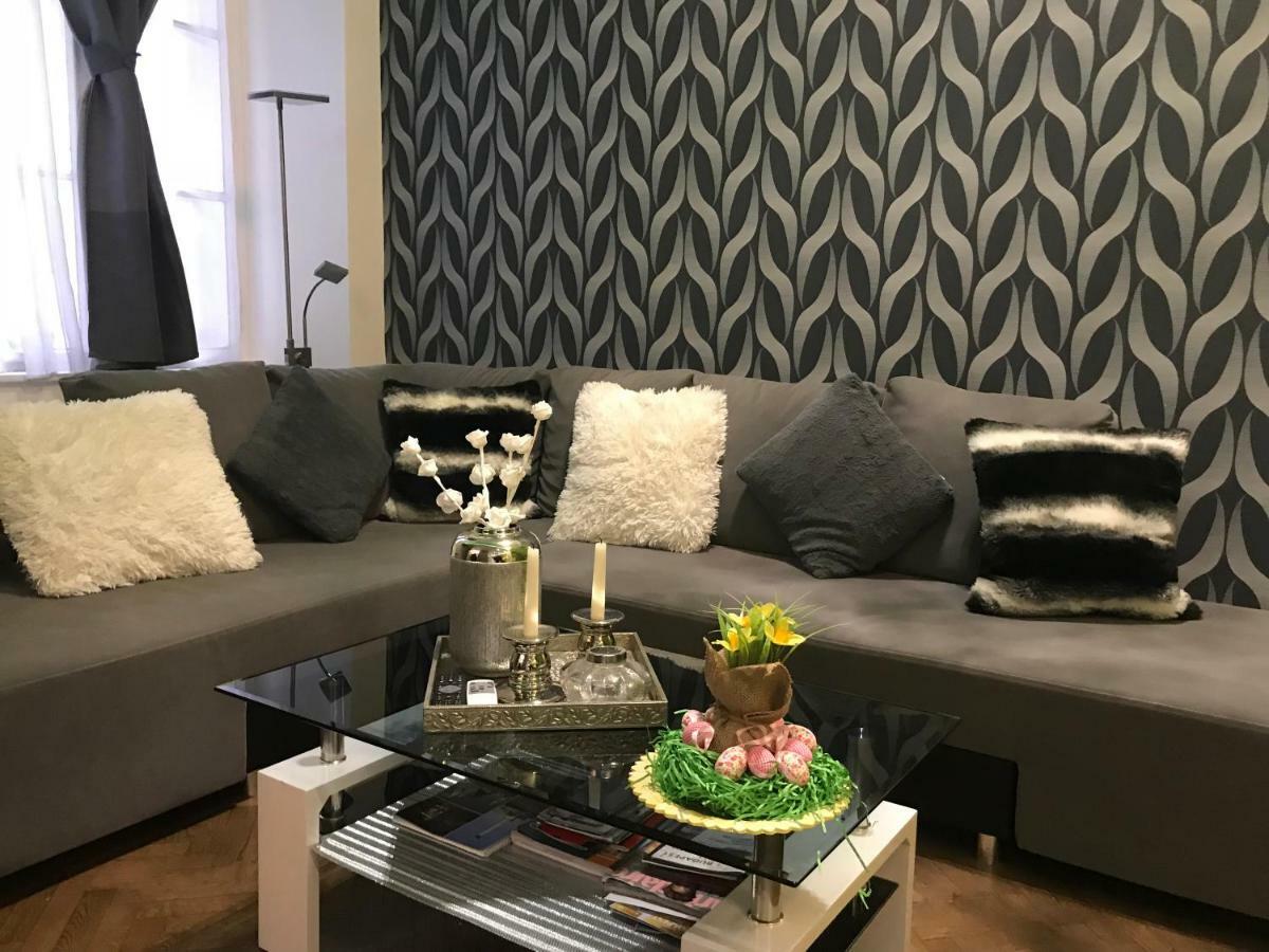 Feel Different Apartment ブダペスト エクステリア 写真
